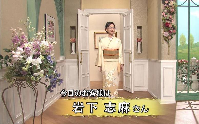 超模也玩温泉？看日本美女温泉节目就是大开眼界